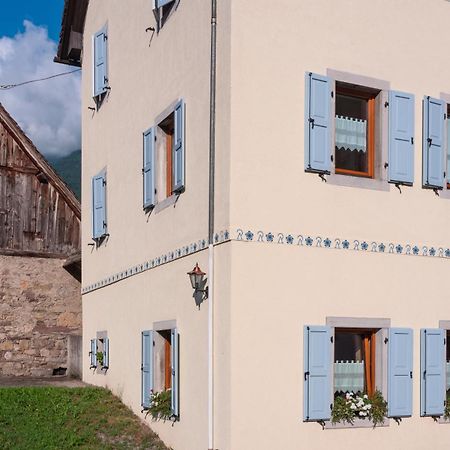 Alpedale Hotel Ovaro Bagian luar foto